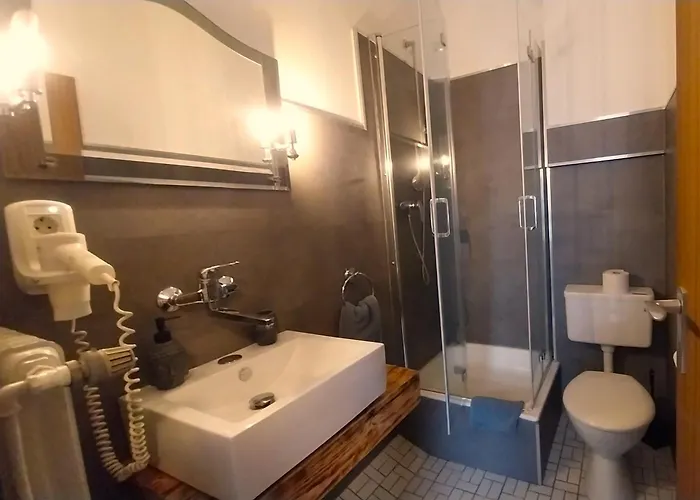 Landgasthof Zur Waage Hotel *